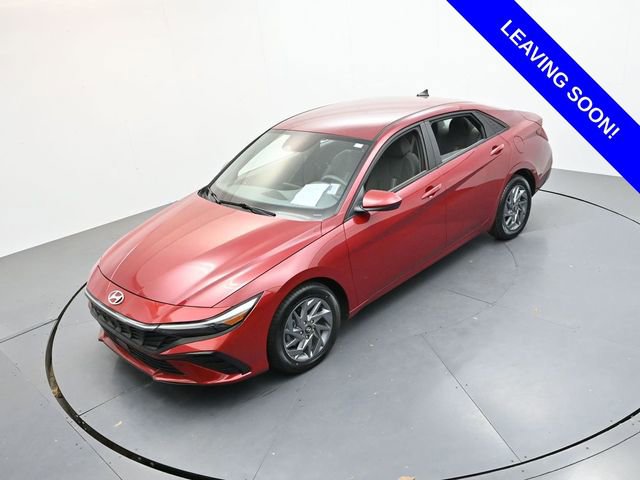 Used 2024 Hyundai Elantra SEL FWD image 20