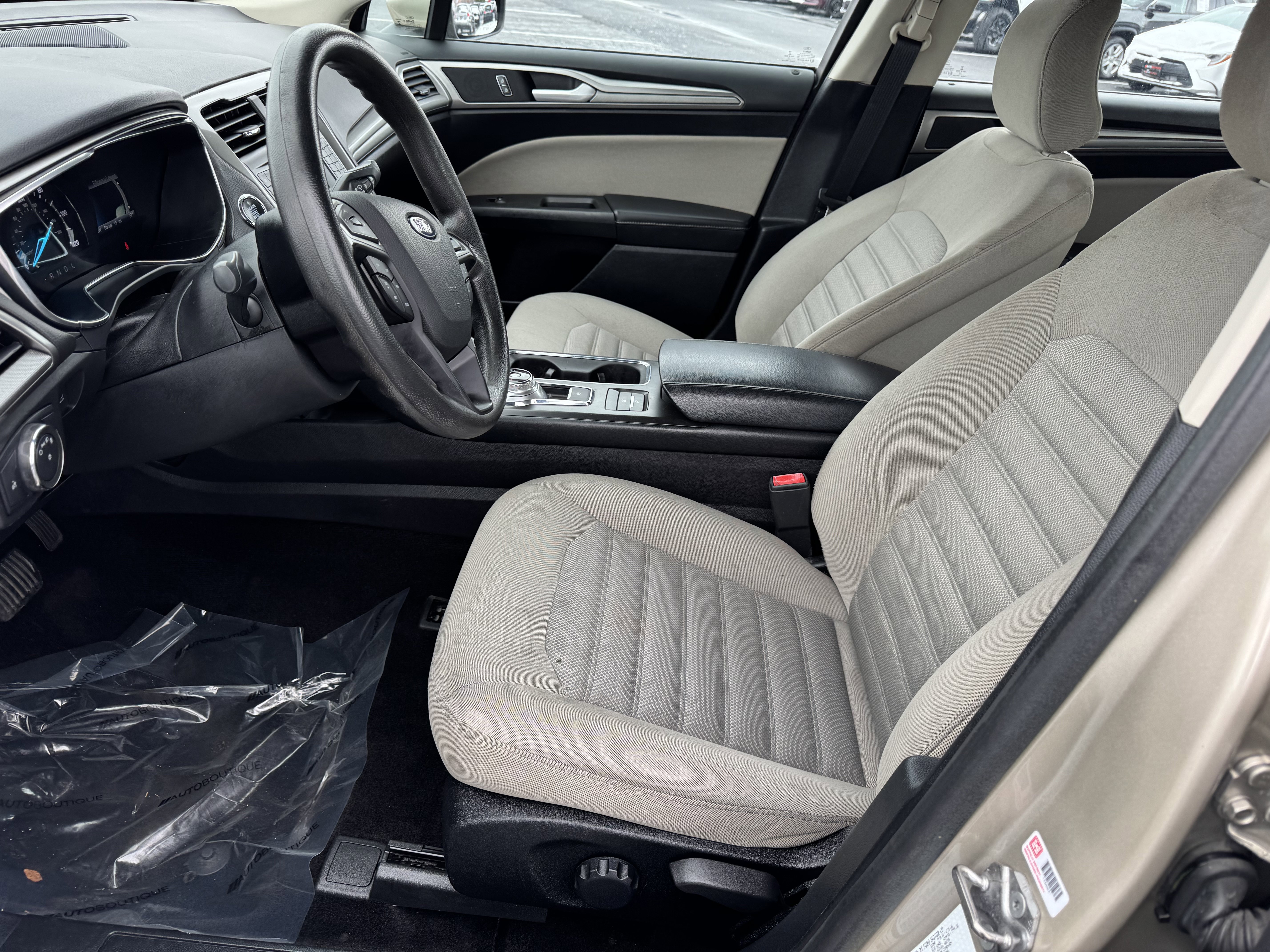 Used 2018 Ford Fusion S image 9