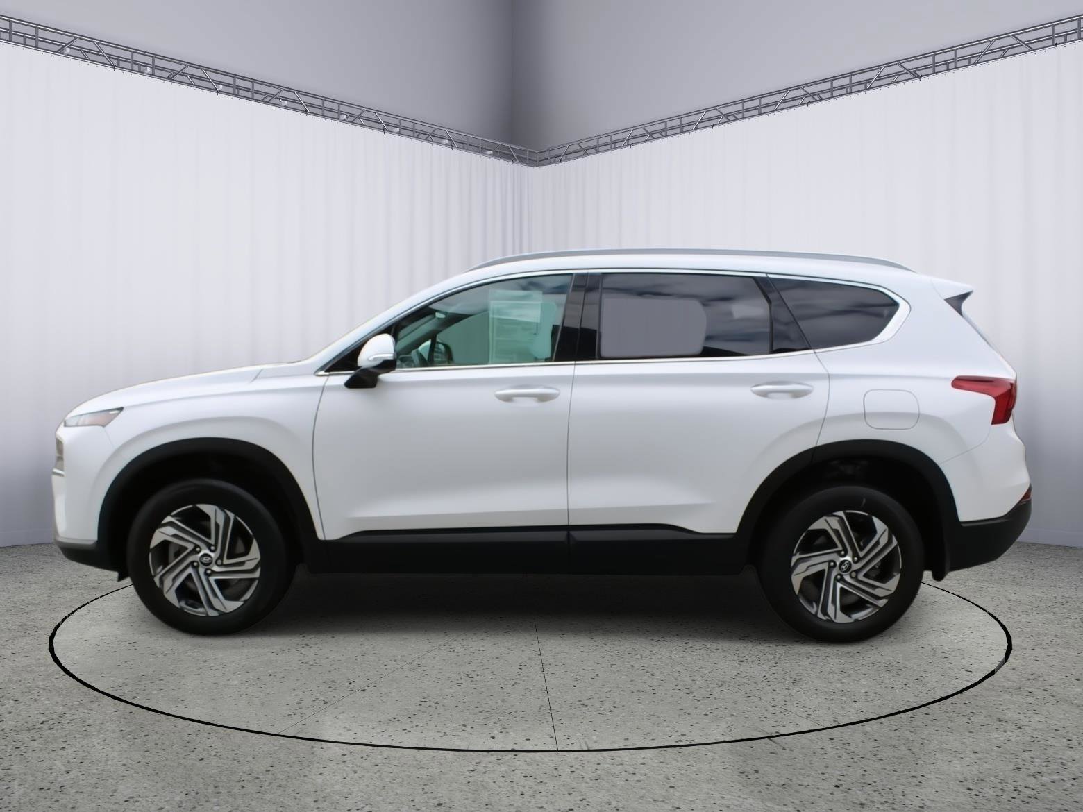 Used 2023 Hyundai Santa Fe SEL image 5