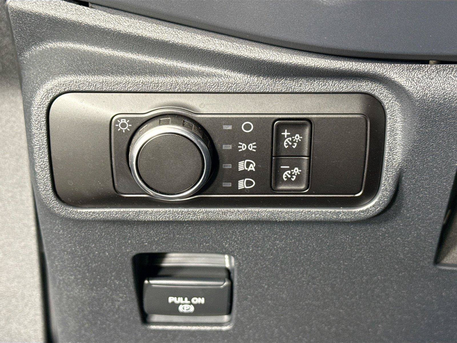 Used 2025 Ford Bronco 4-Door AWD/4WD image 13