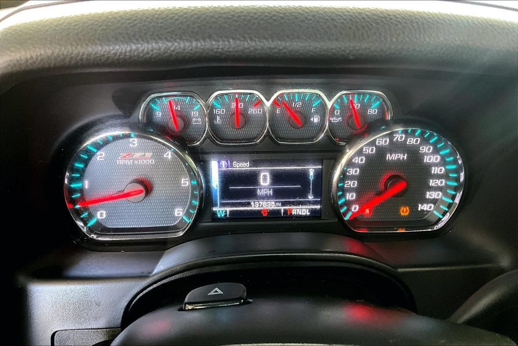 Used 2018 Chevrolet Tahoe LT w/ Off-Road Package AWD/4WD image 29