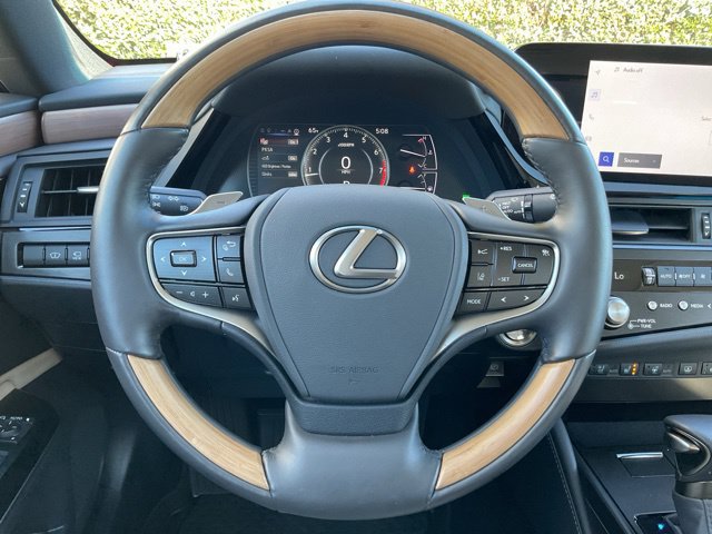 Used 2025 Lexus ES 350 Ultra Luxury FWD image 20