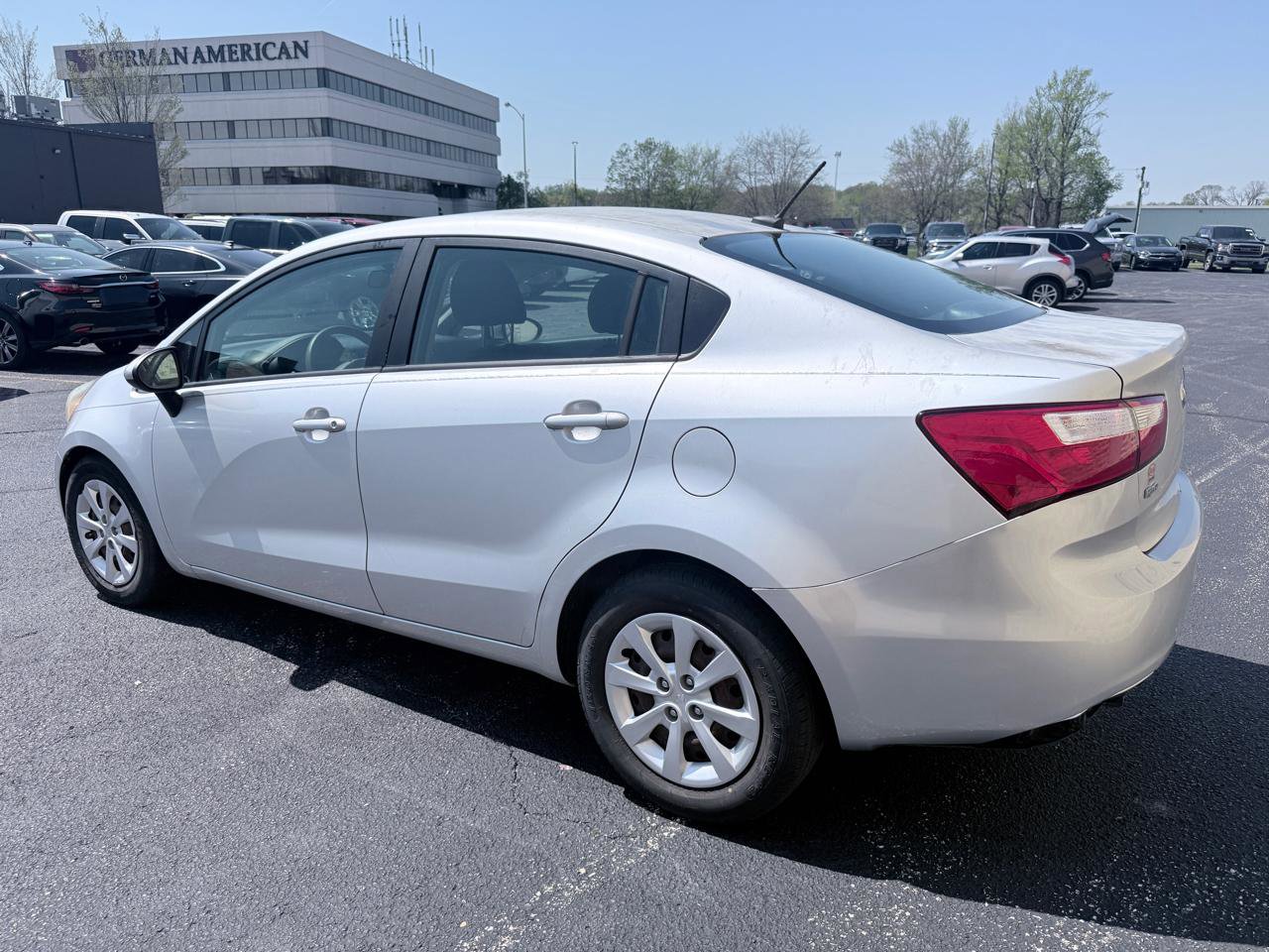 Used 2015 Kia Rio EX FWD image 3