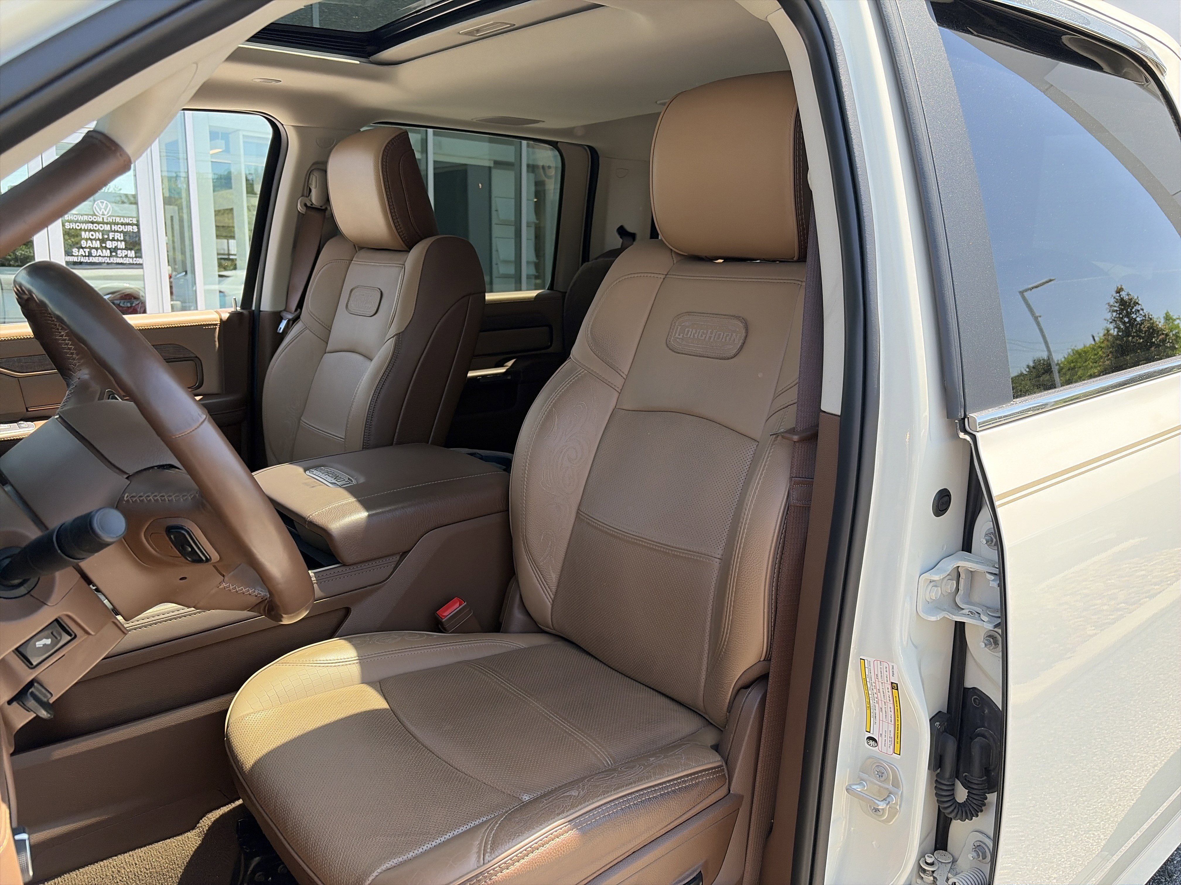 Used 2023 RAM 3500 Limited AWD/4WD image 23