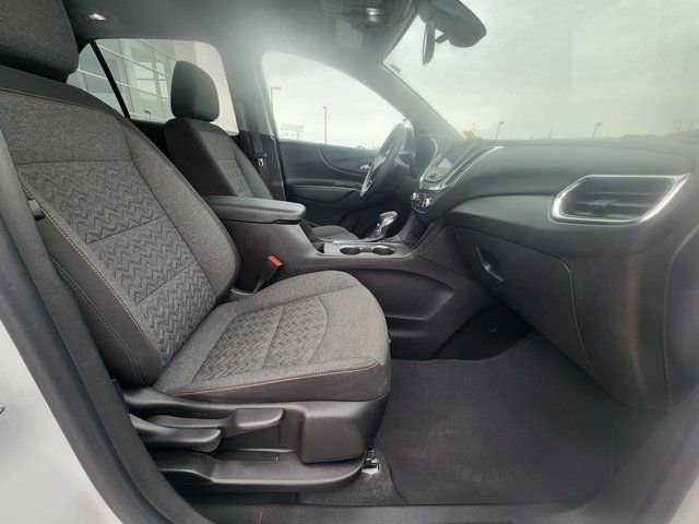 Used 2022 Chevrolet Equinox LT AWD/4WD image 17