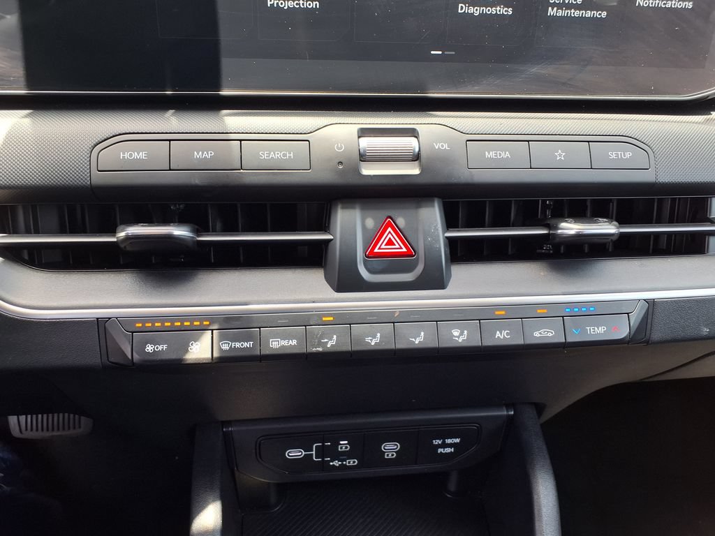 Used 2025 Kia K4 FWD image 30