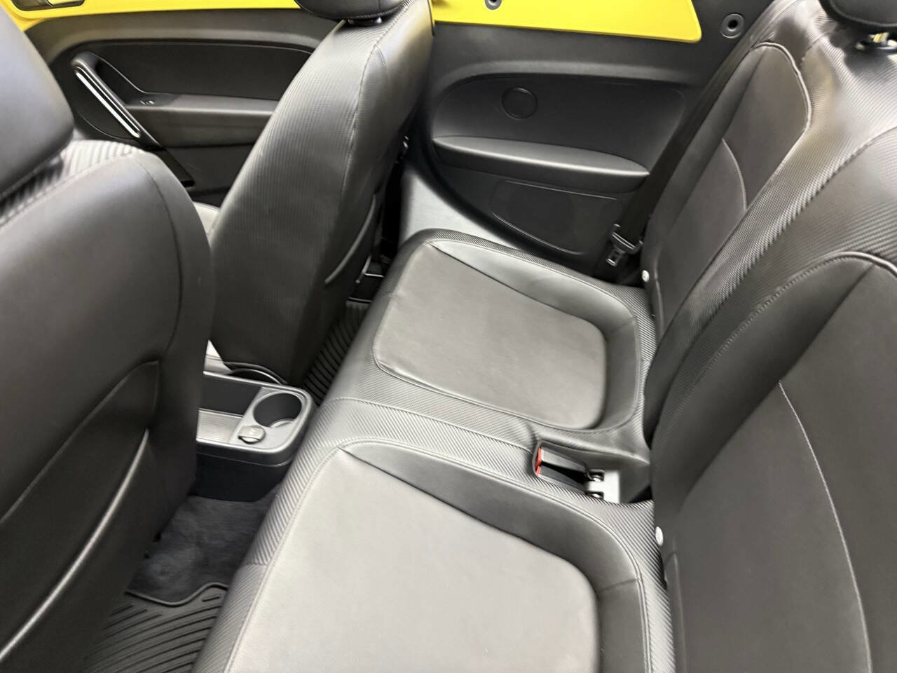 Used 2013 Volkswagen Beetle 2.5 image 17