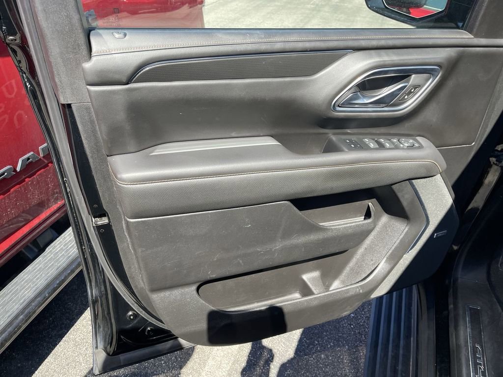 Used 2021 GMC Yukon AT4 w/ AT4 Premium Plus Package image 5