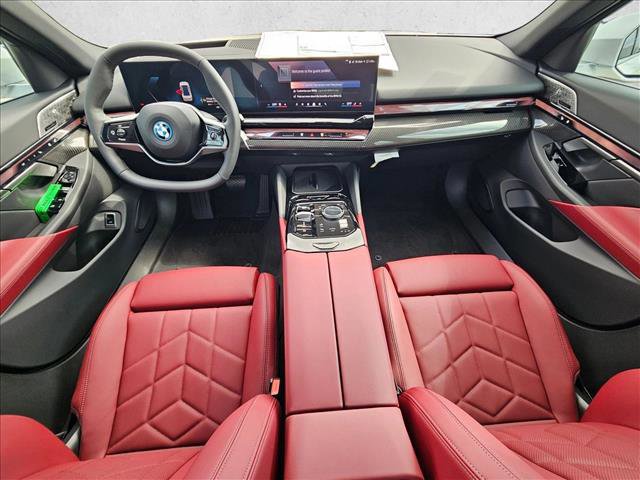 New 2026 BMW i5 eDrive40 w/ Premium Package image 12