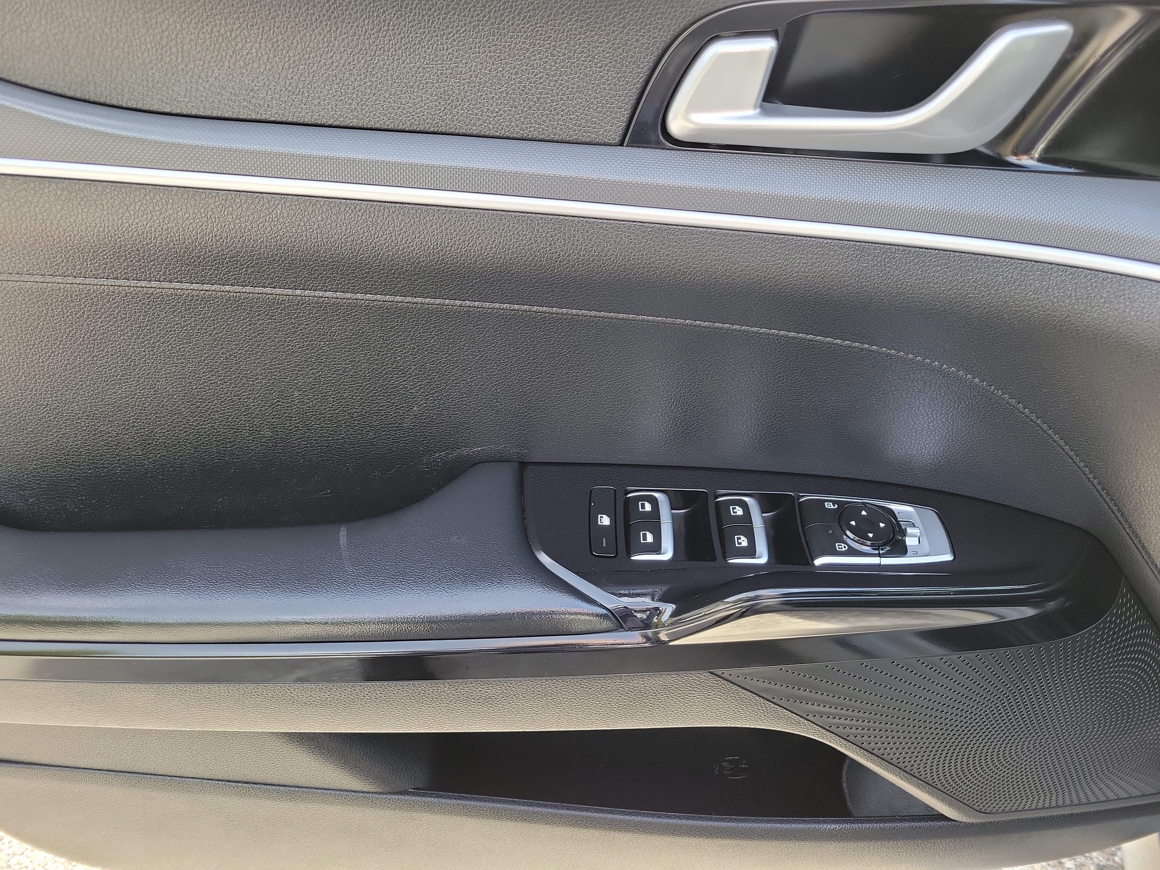 Used 2022 Kia K5 GT-Line FWD image 16