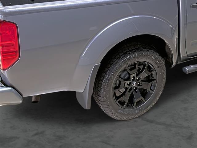 Used 2020 Nissan Frontier SV w/ Midnight Edition Floor Mats AWD/4WD image 13