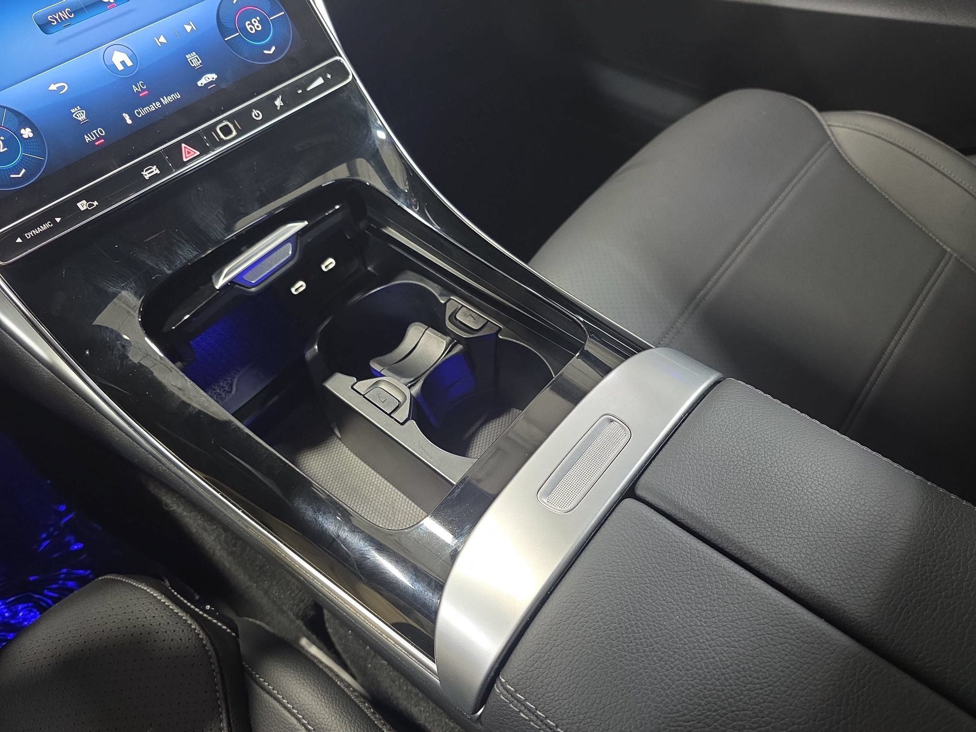 Certified 2025 Mercedes-Benz C 300 4MATIC Sedan image 25