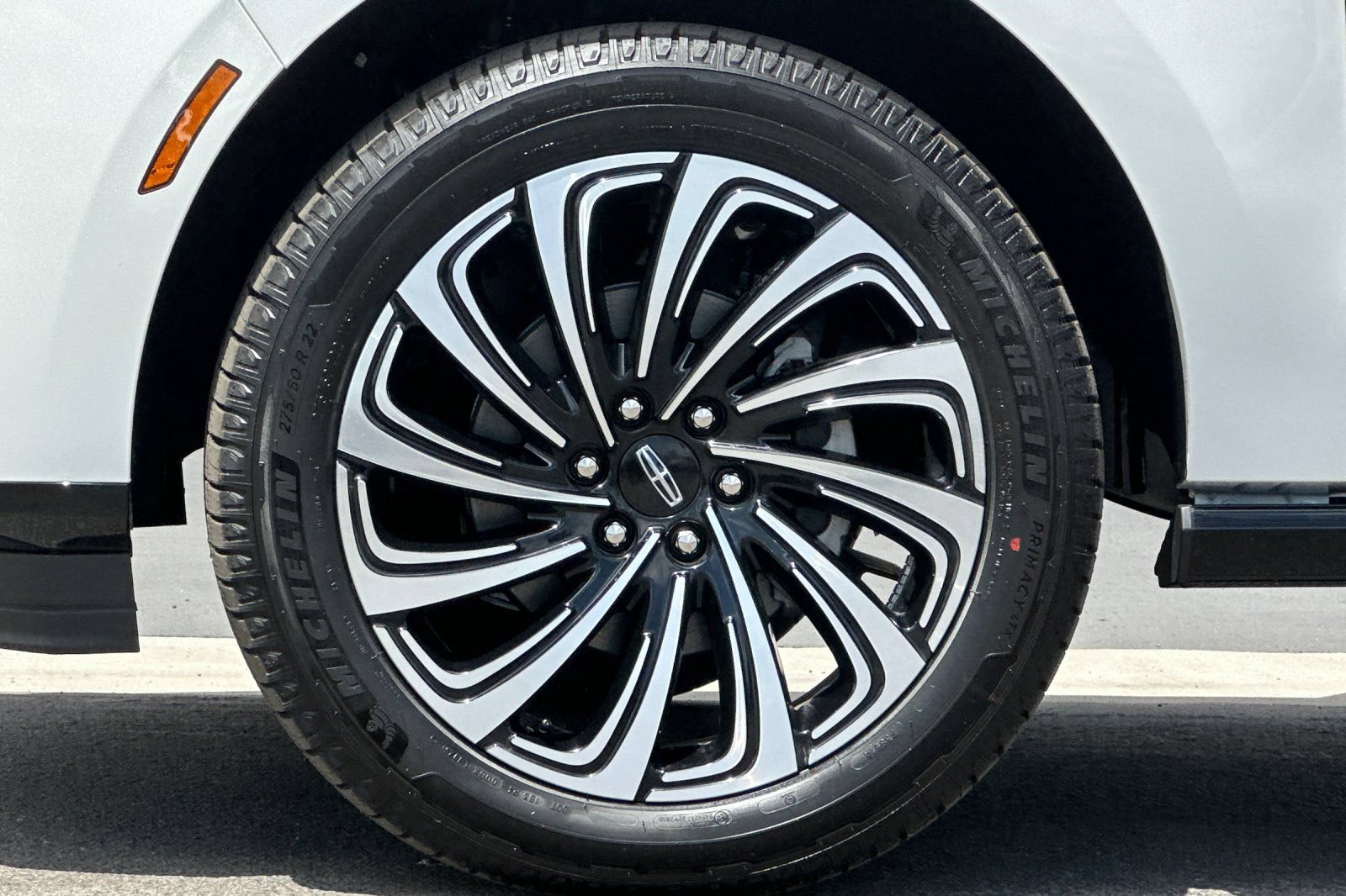 New 2026 Lincoln Navigator L Black Label AWD/4WD image 27