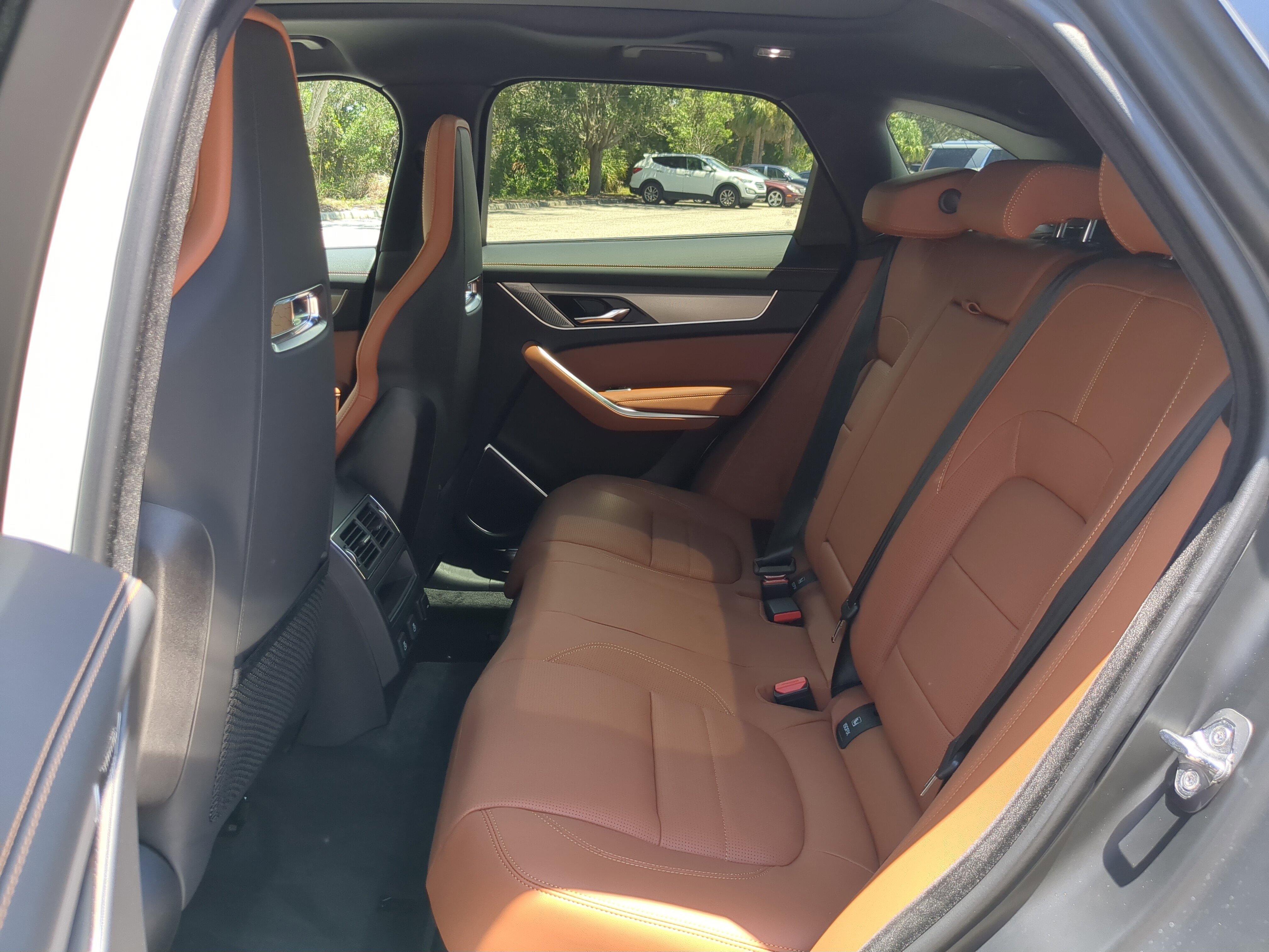 New 2026 Jaguar F-PACE R-Dynamic S AWD/4WD image 15