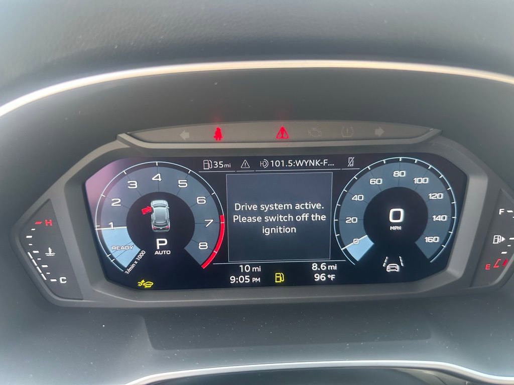 New 2025 Audi Q3 2.0T Premium image 14