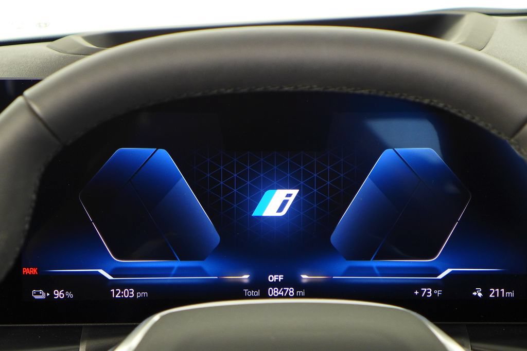 Used 2025 BMW i4 eDrive40 w/ Premium Package RWD image 28