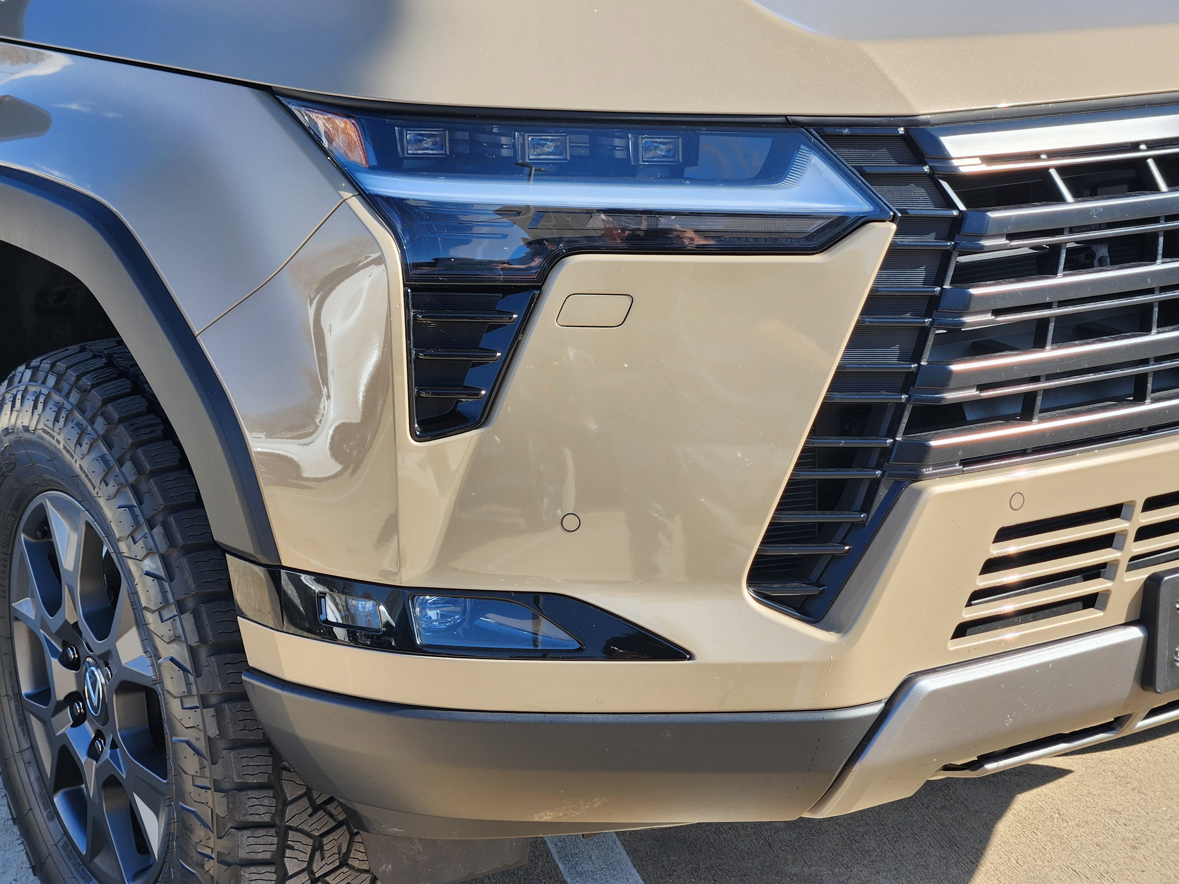 Used 2025 Lexus GX 550 image 5