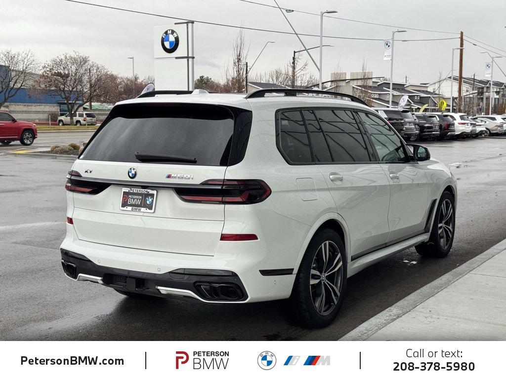 Used 2025 BMW X7 M60i image 7