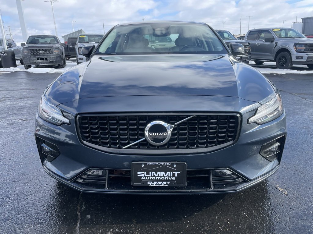 Used 2024 Volvo S60 B5 Core image 27