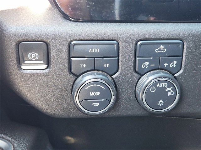 Used 2023 Chevrolet Silverado 1500 LT image 22