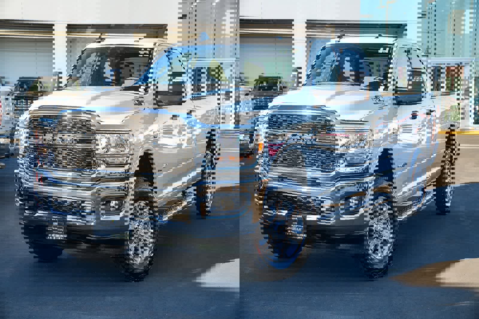 Used 2024 RAM 3500 Big Horn image 1