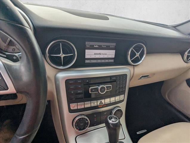 Used 2013 Mercedes-Benz SLK 250 image 6