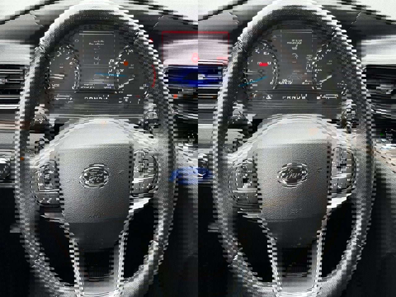 Used 2020 Ford Explorer Limited image 12