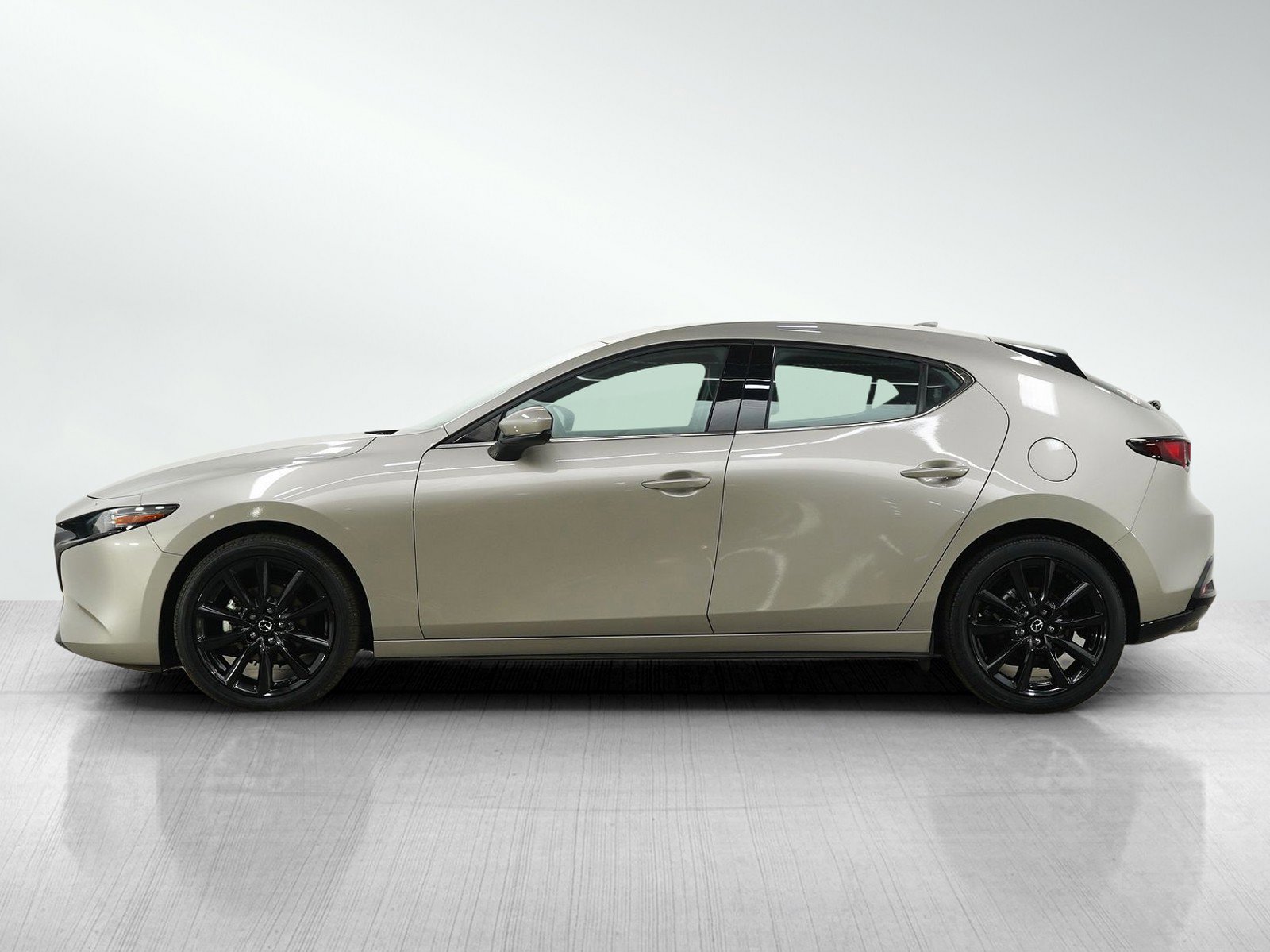 Used 2022 MAZDA MAZDA3 s image 2