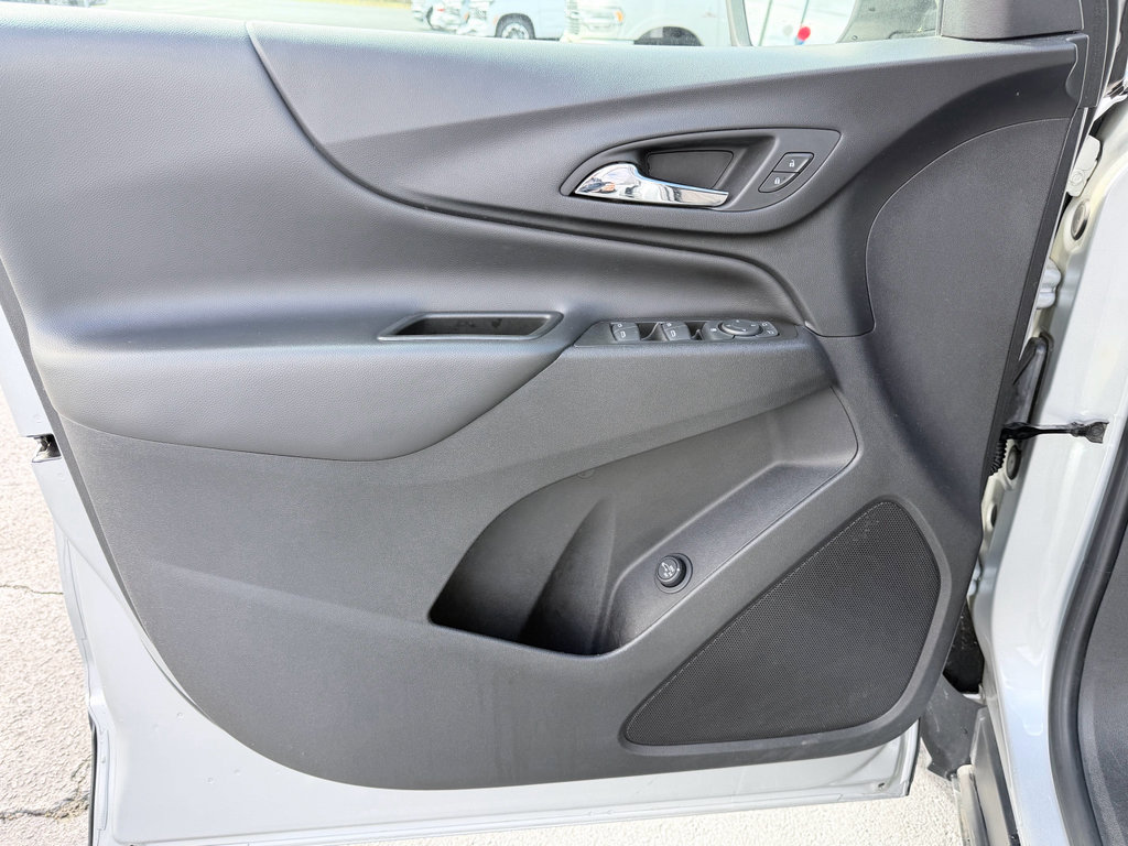 Used 2022 Chevrolet Equinox LT image 29