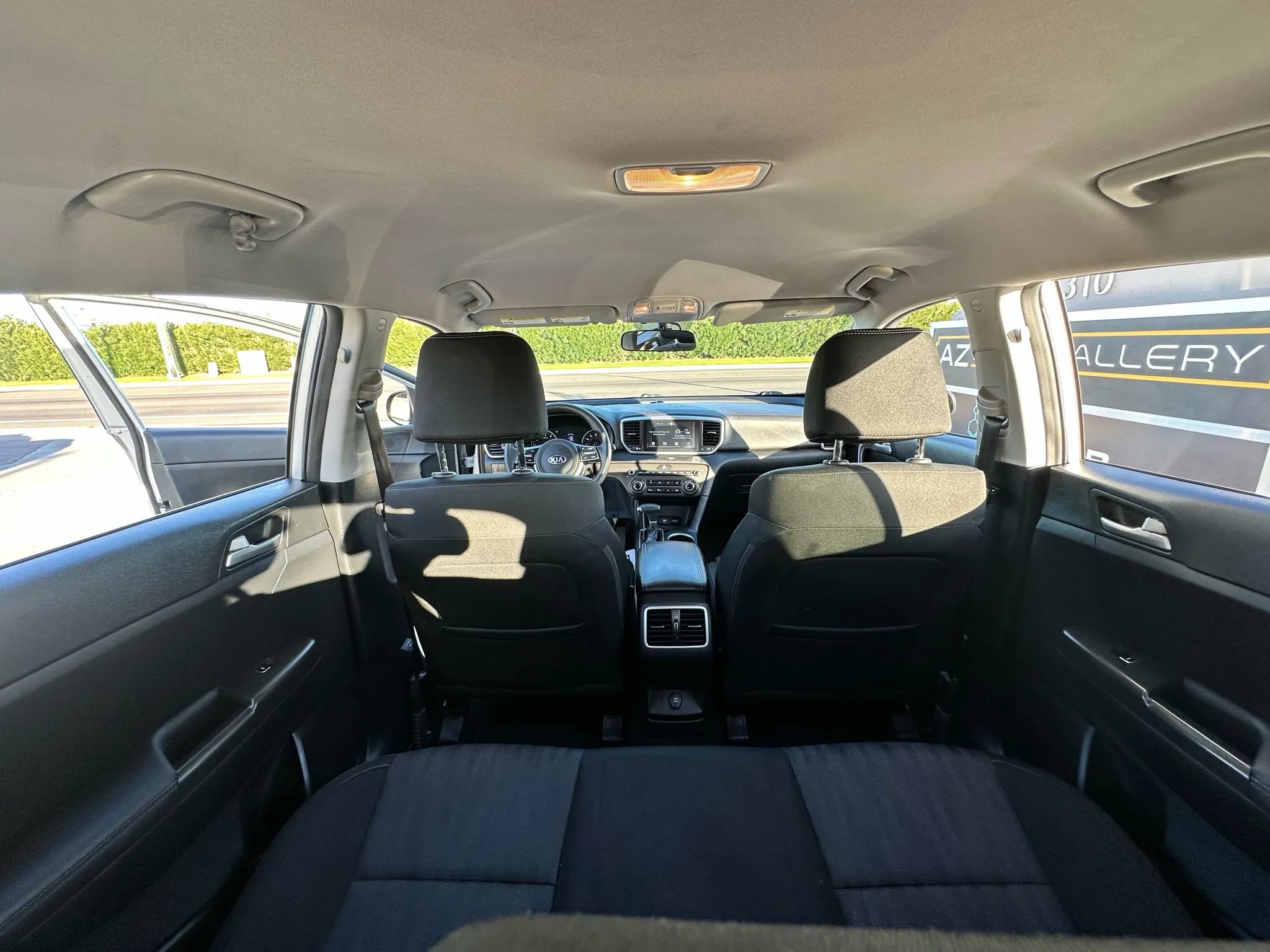 Used 2020 Kia Sportage LX image 30