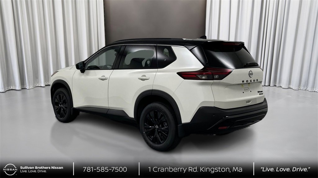 Certified 2023 Nissan Rogue SV w/ SV Premium B Package image 7