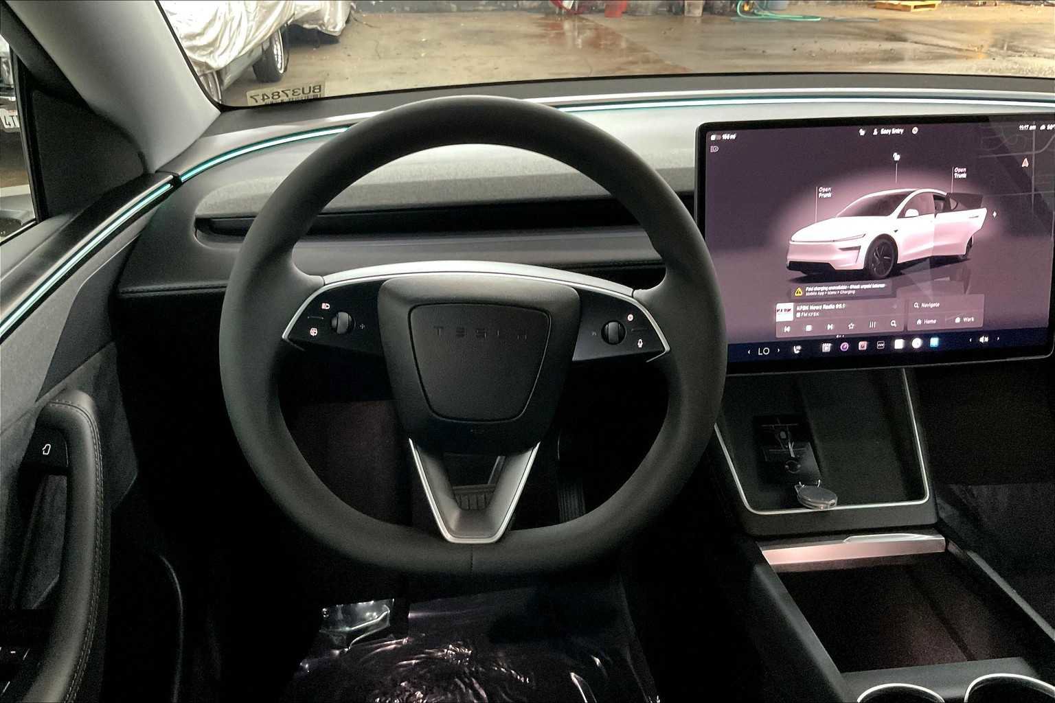 Used 2026 Tesla Model Y 2WD image 8