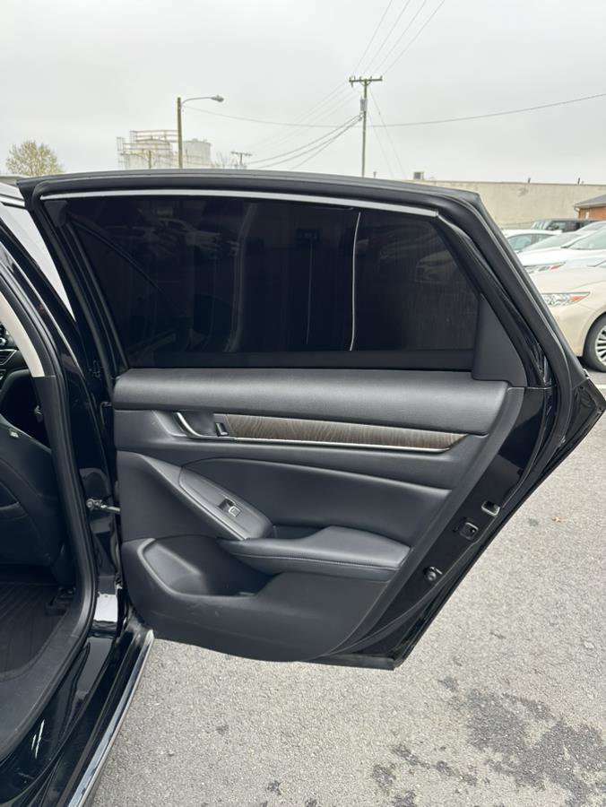 Used 2018 Honda Accord EX-L image 15