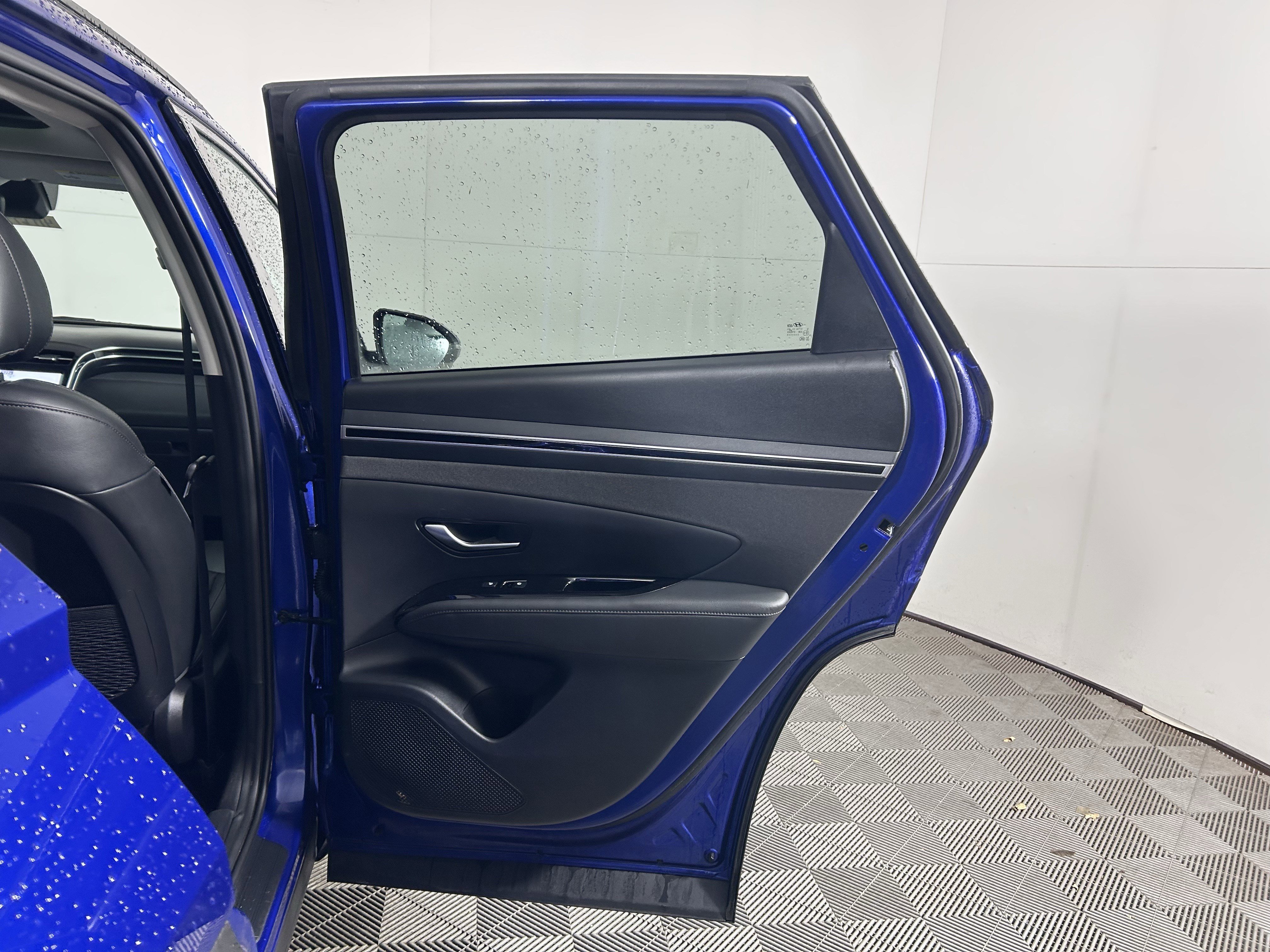 Used 2024 Hyundai Tucson Limited image 38