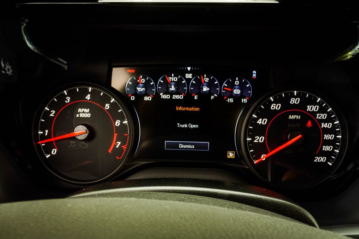 Used 2022 Chevrolet Camaro ZL1 RWD image 22