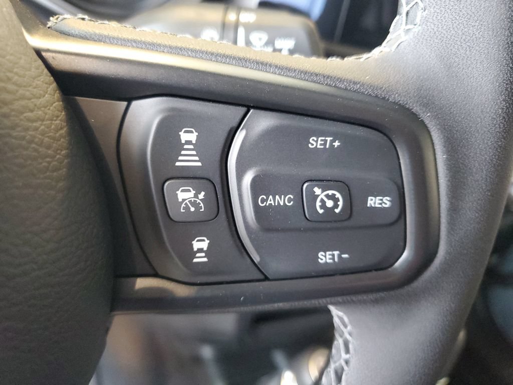 New 2026 Jeep Gladiator Sport AWD/4WD image 12