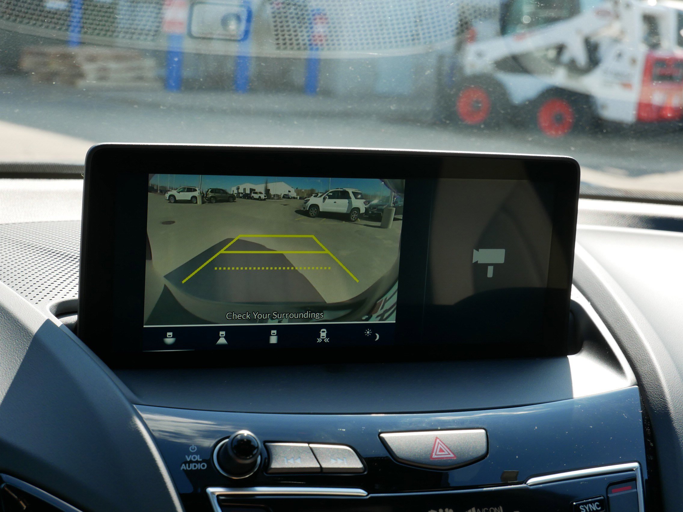 Certified 2025 Acura RDX SH-AWD image 27