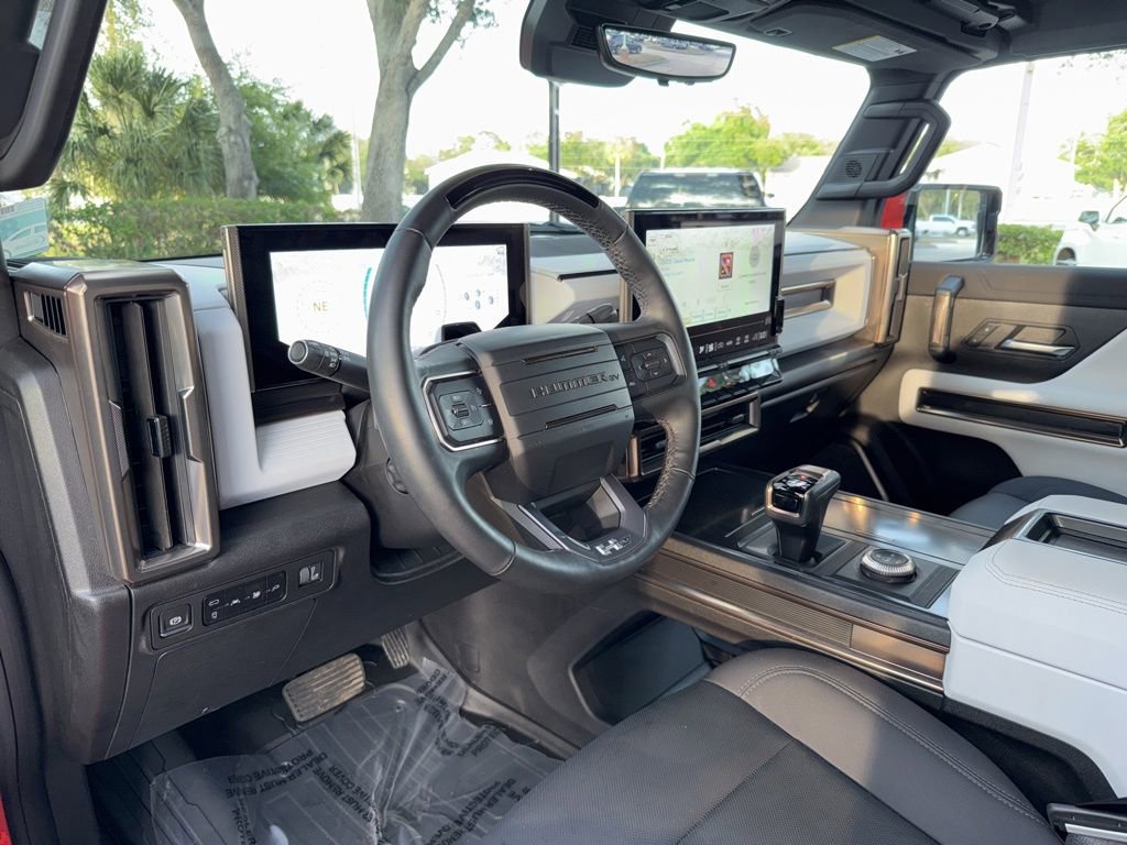 Used 2025 GMC Hummer EV 3X w/ LPO, Dark Essentials Package AWD/4WD image 19