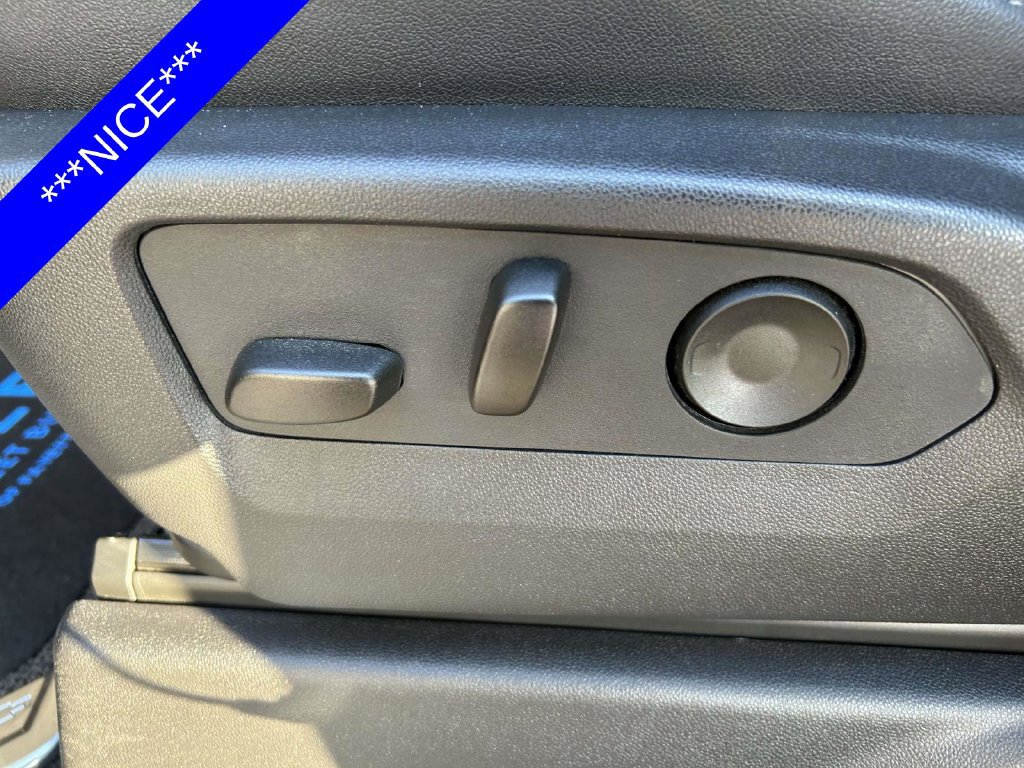 Used 2025 Chevrolet Silverado 2500 High Country w/ High Country Premium Package AWD/4WD image 17