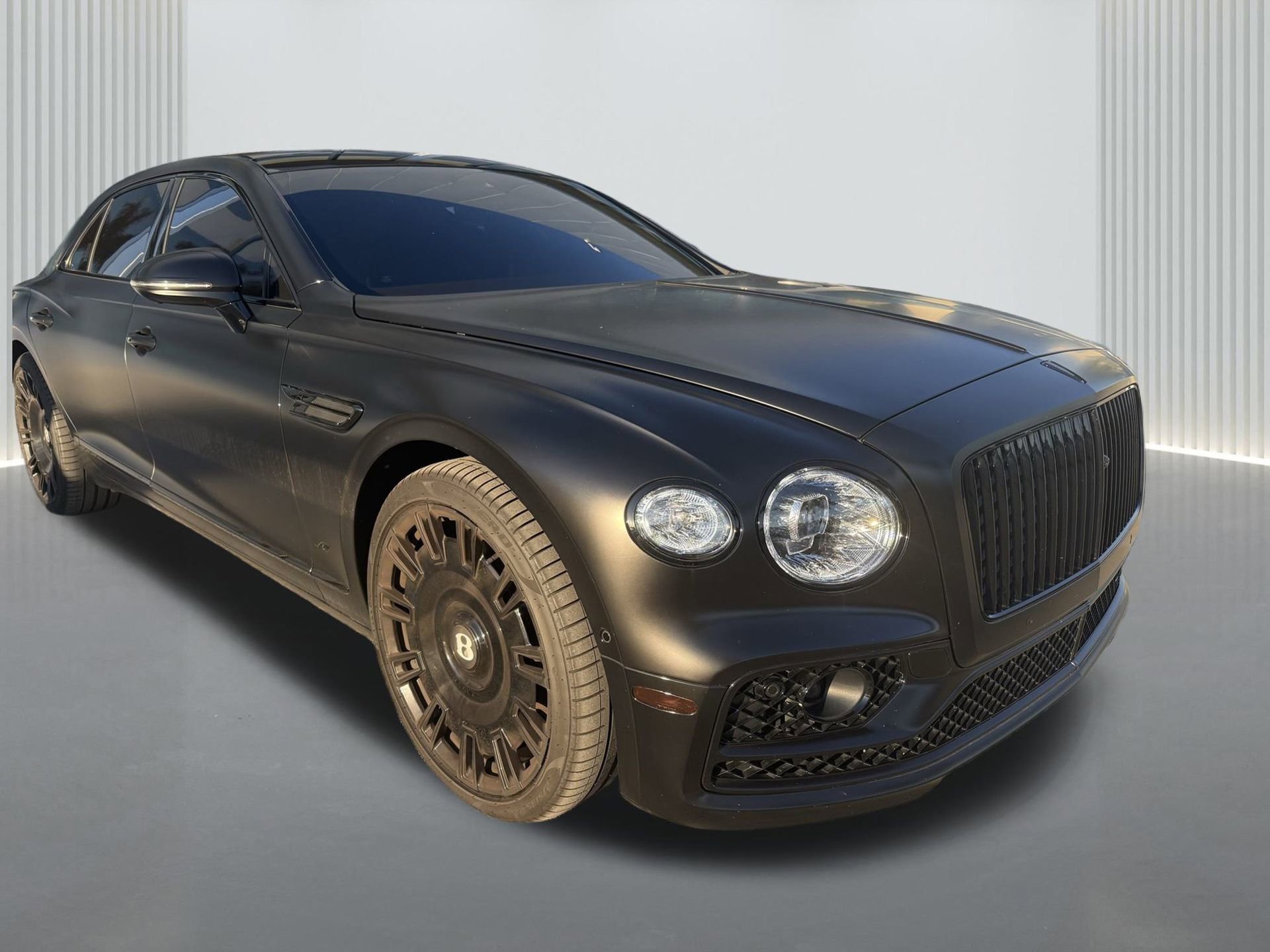 Used 2023 Bentley Flying Spur V8