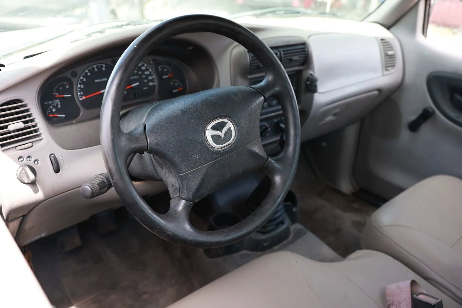 Used 2002 MAZDA B-Series Pickup 2WD Regular Cab B2300 image 21