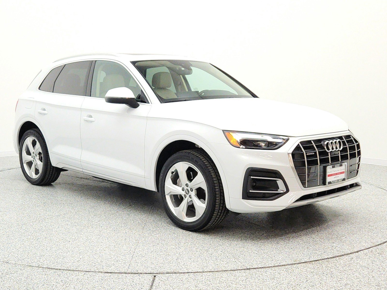 Used 2021 Audi Q5 2.0T Premium Plus w/ Premium Plus Package AWD/4WD image 3