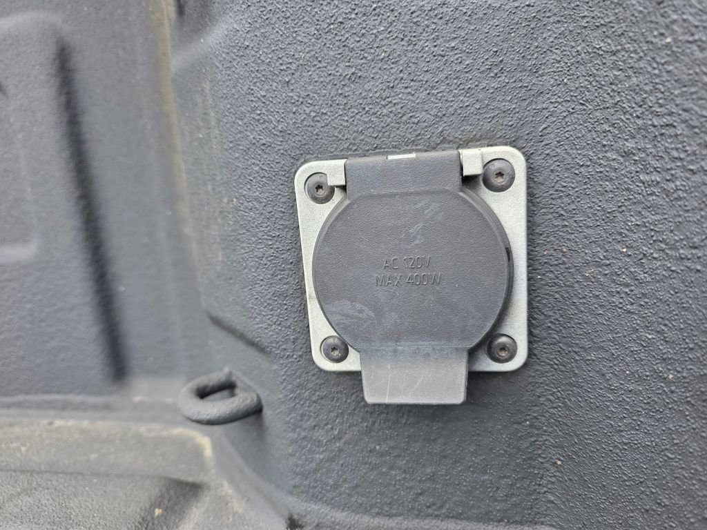 Used 2023 Chevrolet Silverado 1500 LT image 30