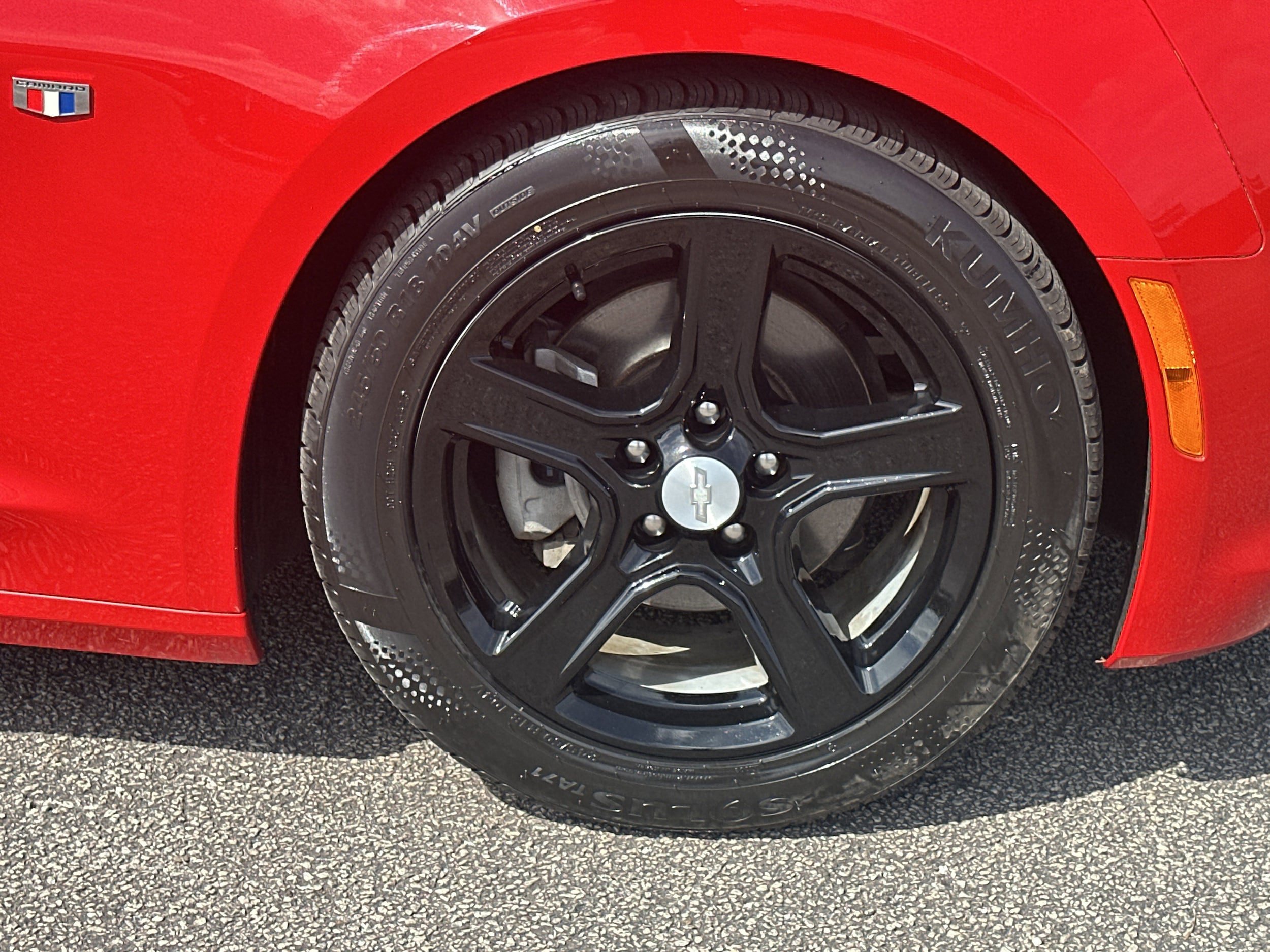 Used 2023 Chevrolet Camaro LT RWD image 12