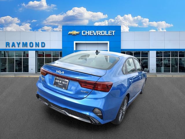 Certified 2023 Kia Forte GT-Line FWD image 4