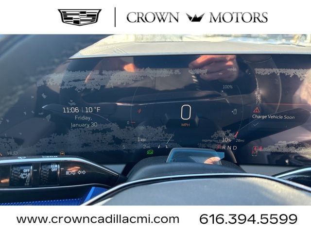 New 2026 Cadillac Optiq Luxury 2 image 13