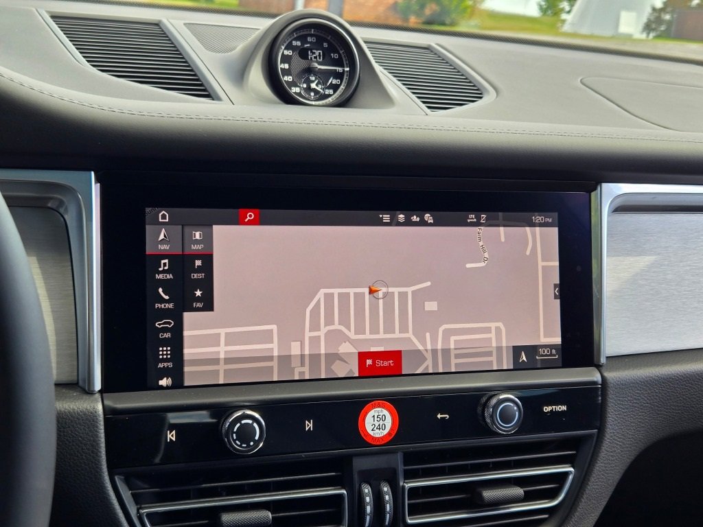 New 2026 Porsche Macan Turbo image 24