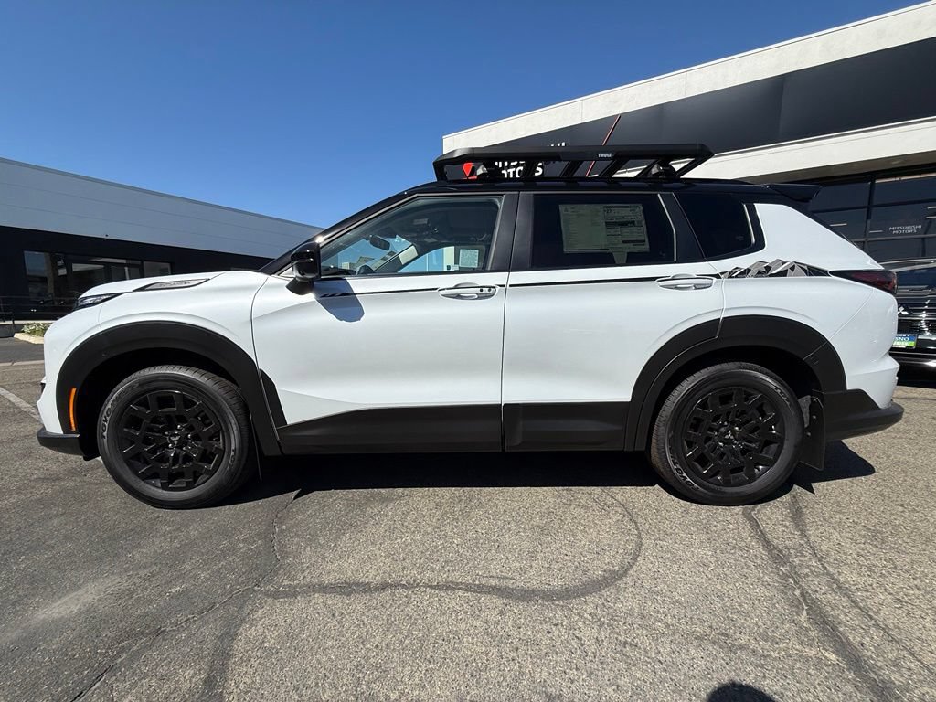New 2026 Mitsubishi Outlander AWD image 7