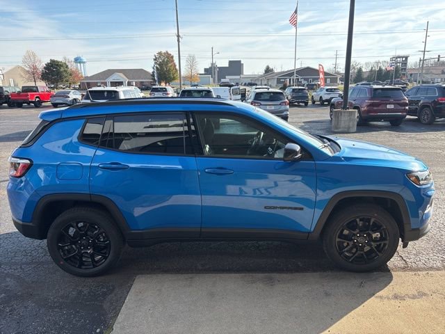 New 2026 Jeep Compass Latitude AWD/4WD image 8