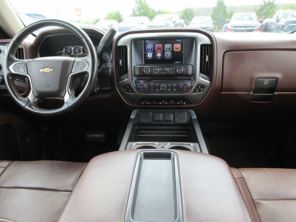 Used 2014 Chevrolet Silverado 1500 High Country w/ High Country Premium Package AWD/4WD image 8